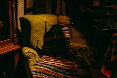 Chair, Ron, Knitting photo