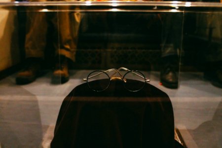 Glasses, Train, Potter photo