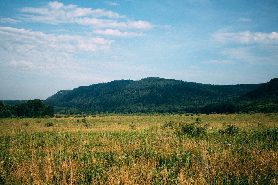 Erlust, Wisconsin, Blue skies