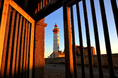 Lighthouse, Pointe de mathieu, Bretagne photo