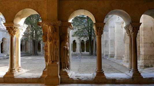 France pilgrimage romanesque