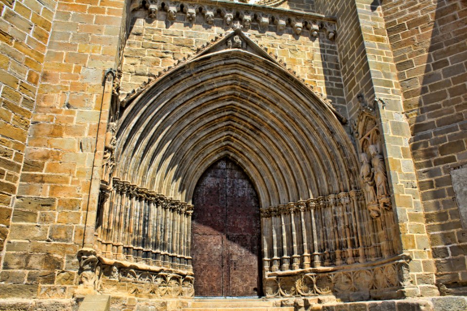 Valderrobres, Spain, Church