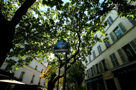 Quai de montebello, Paris, France