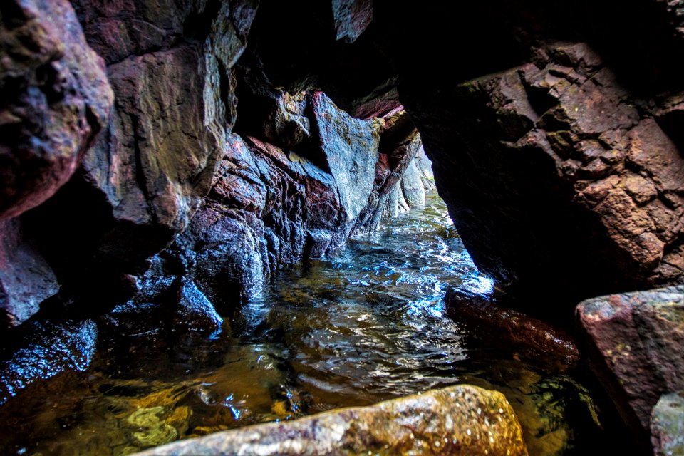 Dark, Sunlight, Flowing