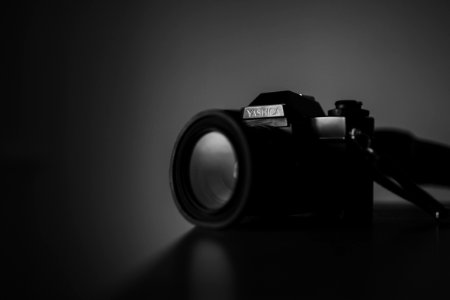 shallow focus photography of black Yashica camera photo