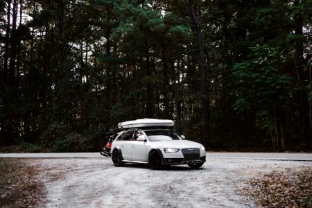 white 4-door hatchback photo