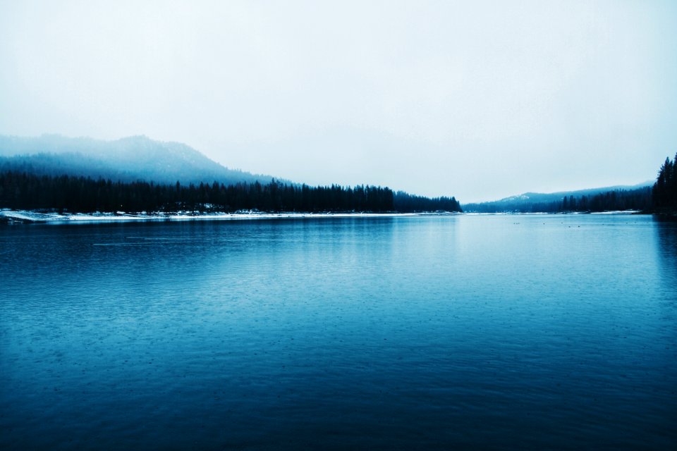 long exposure photo of body of water