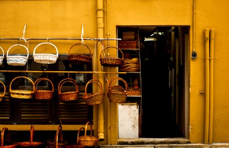Singapore, Backdoors, Baskets