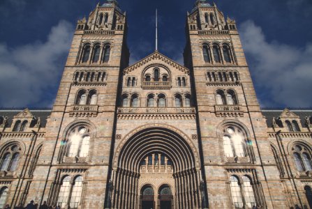 London, Victoria, Albert museum photo