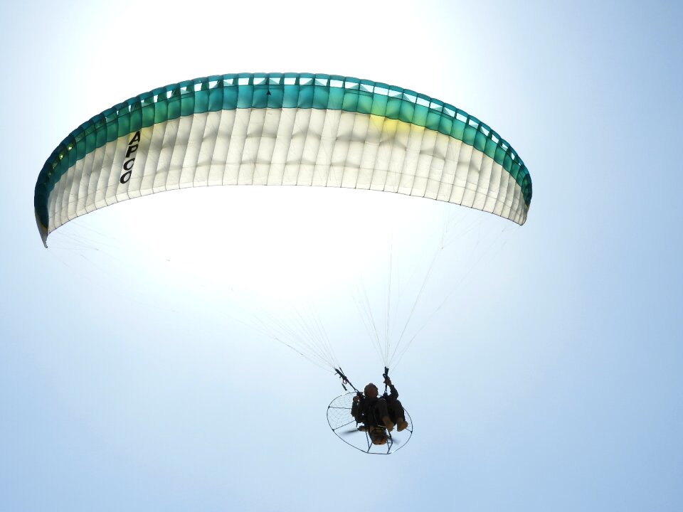 Adventure freedom gliding