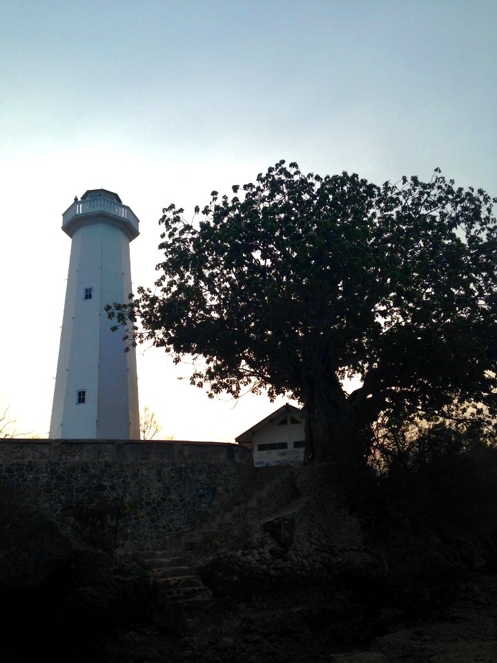 Indonesia, Tanjung, Tanjung saronggi