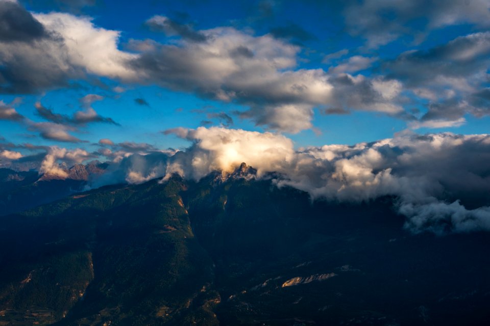 Fully, Mountains, Alps