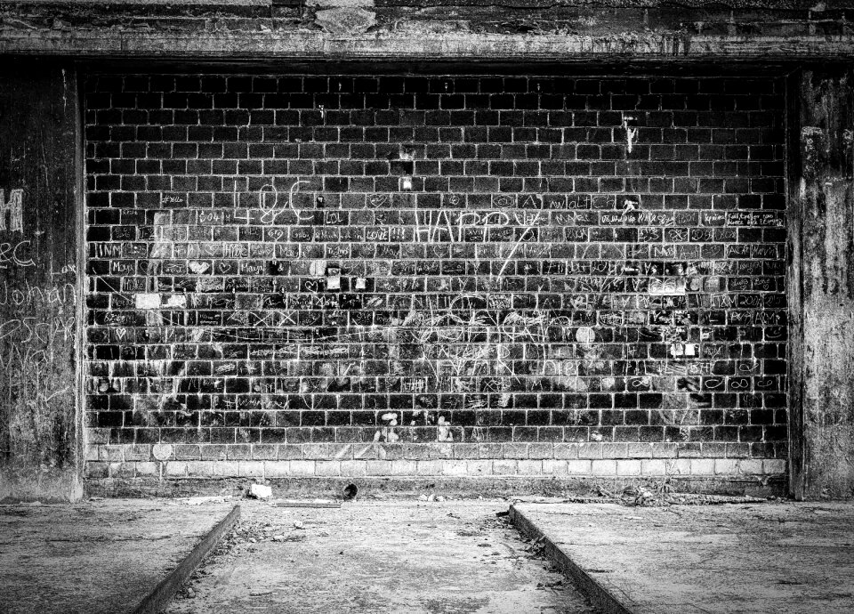 Greasy brick bricked
