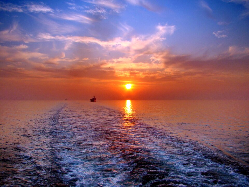 To the east ocean sun