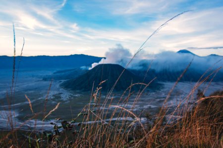 Mount bromo, Indonesia photo
