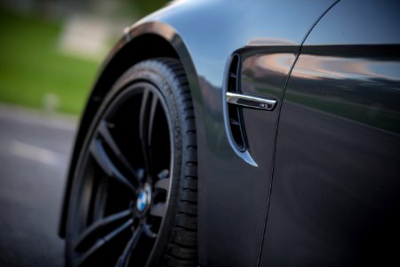 Sedan, German, Tires
