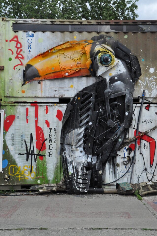 Facade mural spray