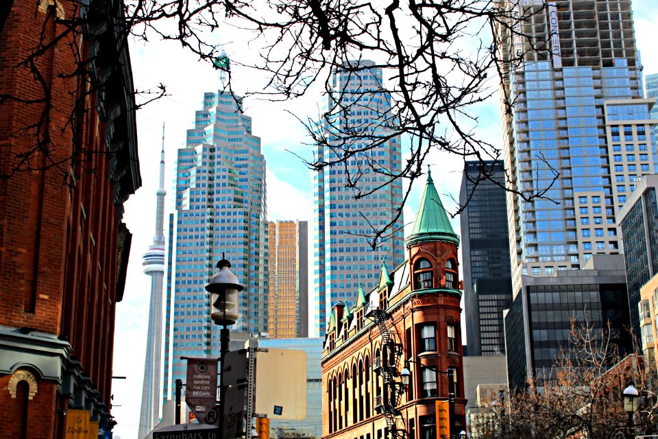Toronto, Canada, Architecture
