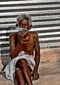 India, Oddanchatram, Poor man photo