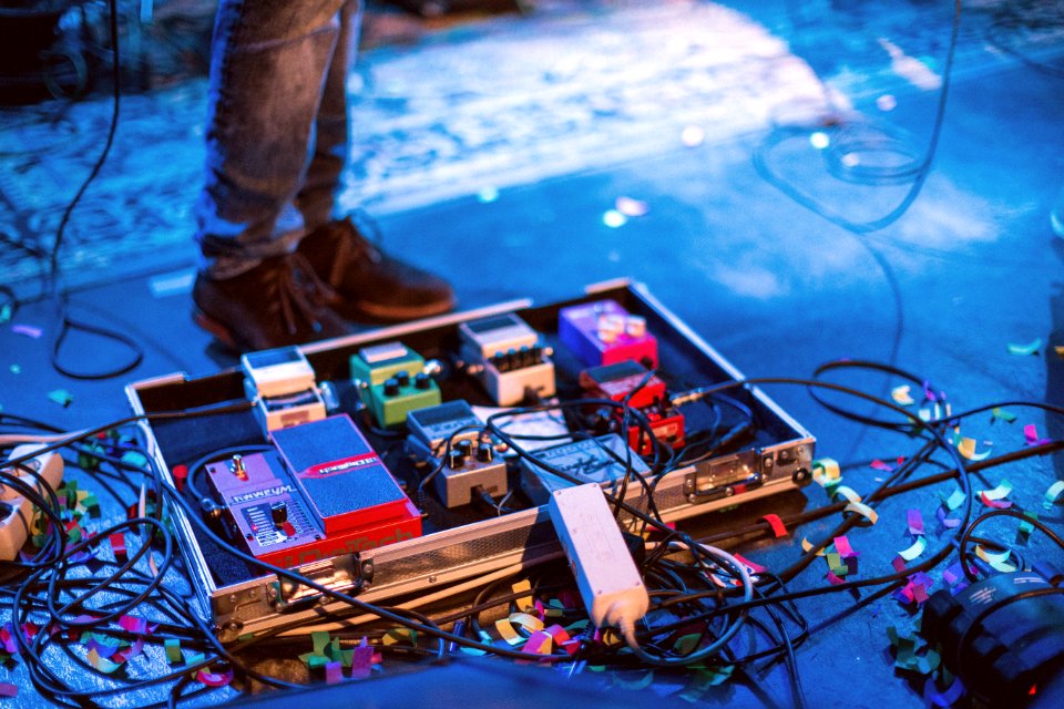 Pedalboard, Pedals, Music