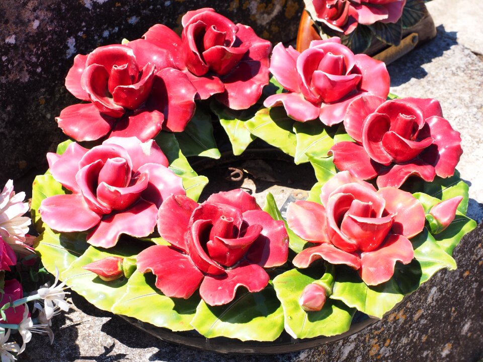 Roses decoration stone jewelry