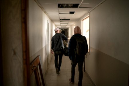 Inside, Oned, Mental hospital