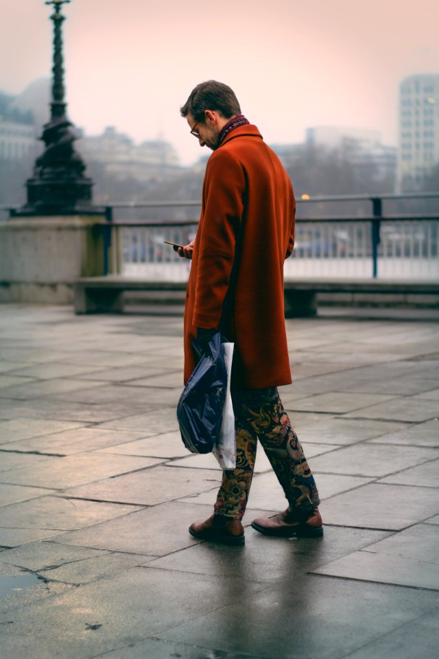 South bank, London, Texting