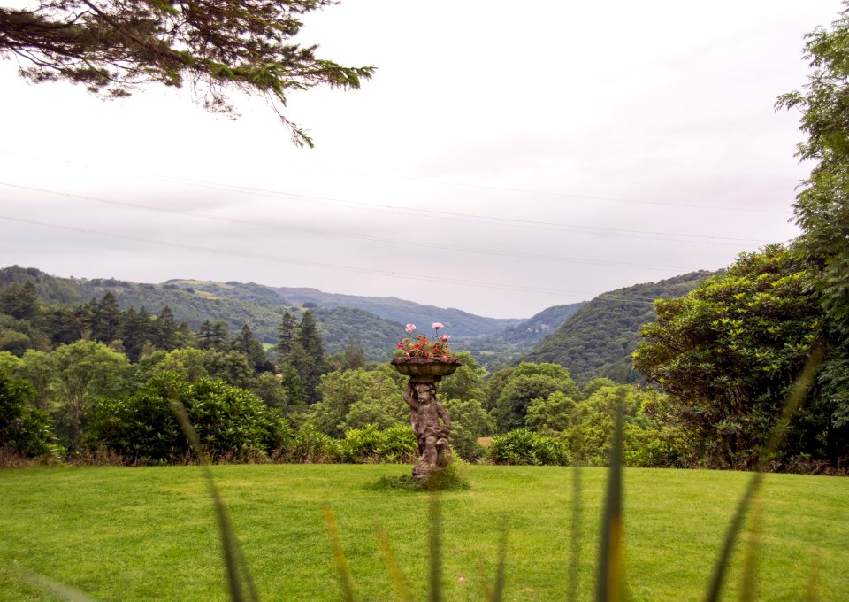 Wales, United kingdom, Statue