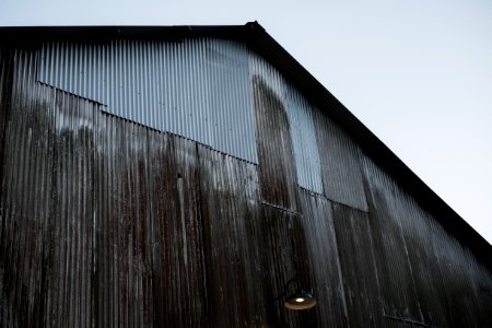 gray corrugated sheet house photo