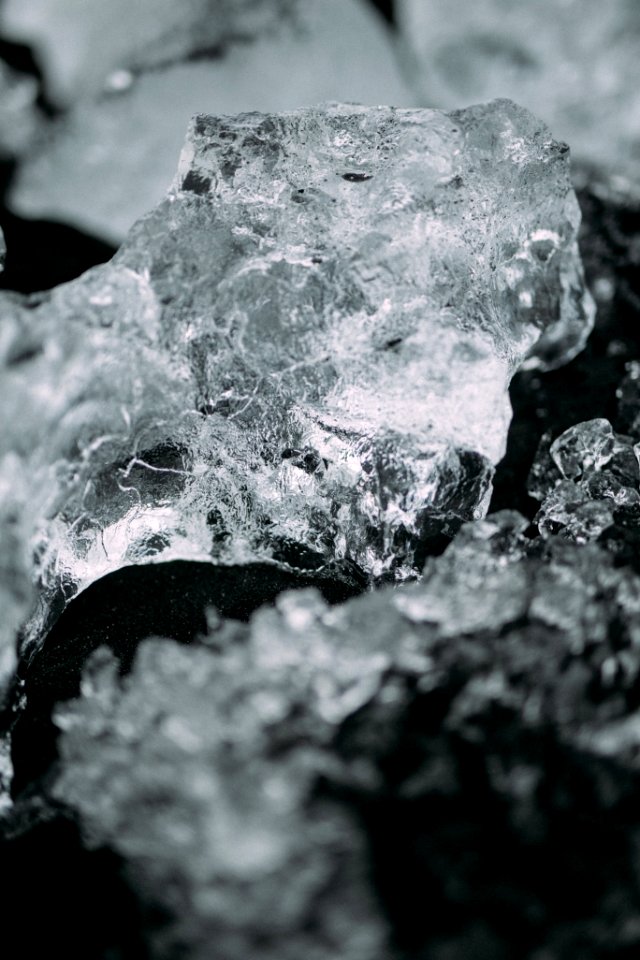 close up photography of a stone