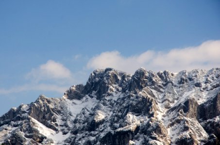 white and gray mountain photo