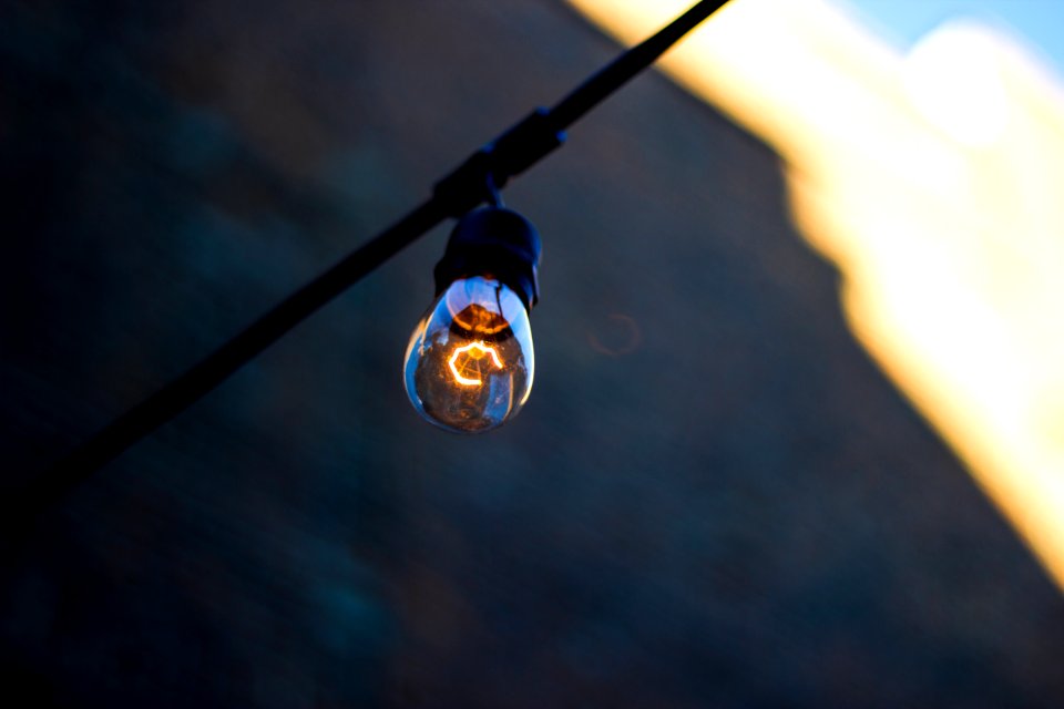 photo of light bulb