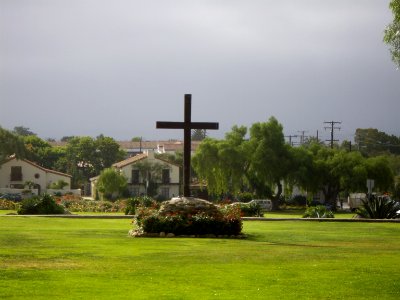 Santa barbara, United states, Cross