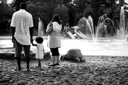 Pool, Black an white