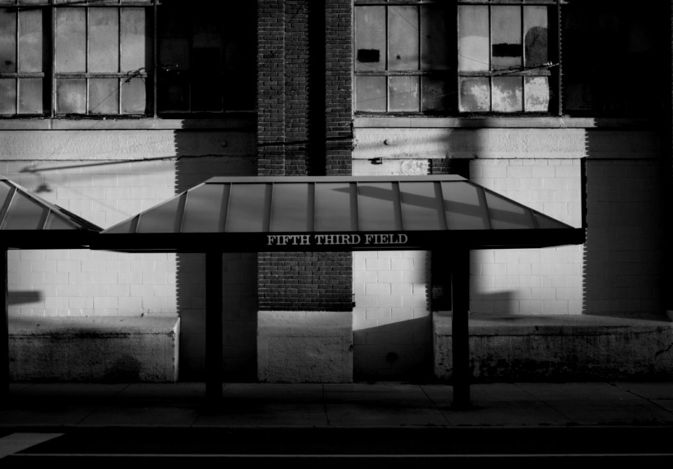 Dayton, United states, Shadows