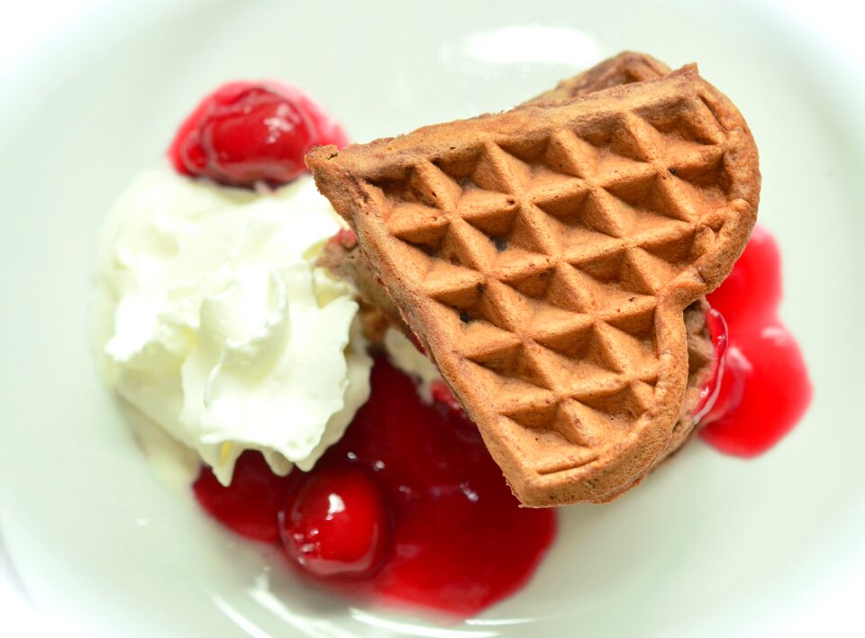 Cherries dessert cream