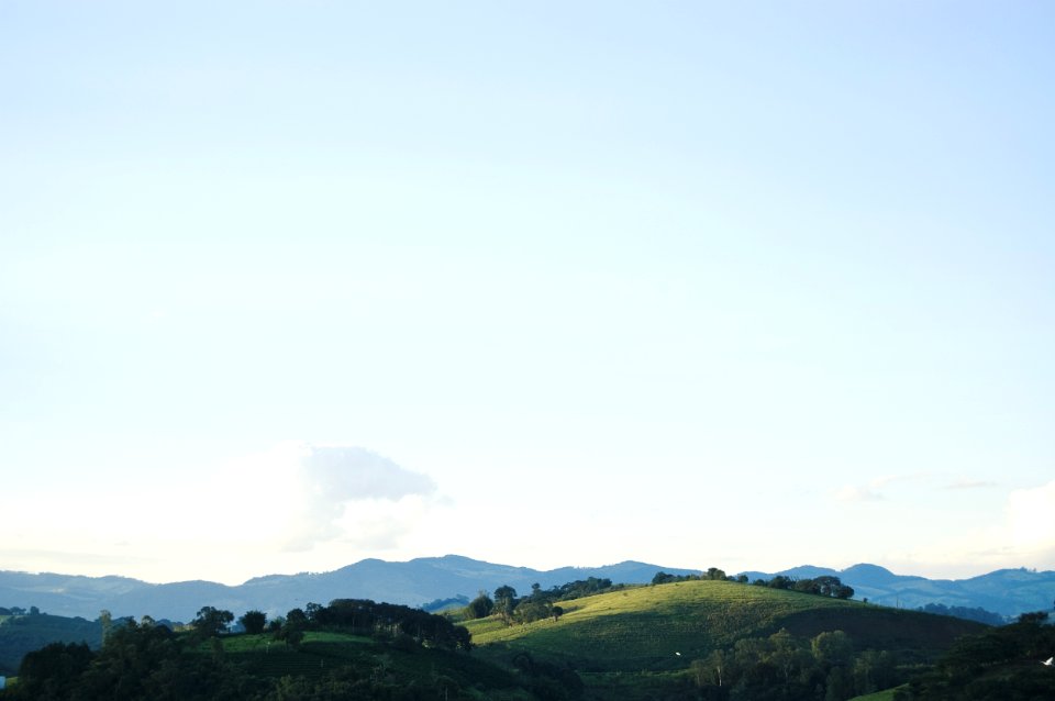 mountain peak under blue sky