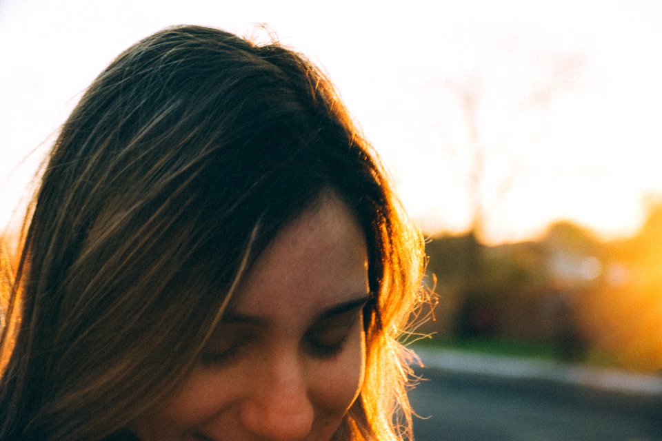 Mysterious, Dont look, Golden hour