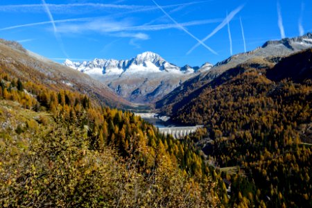 Mountain, Mountain range