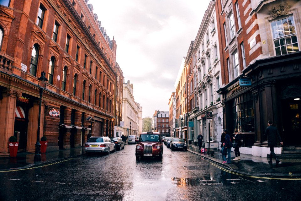 London, United kingdom, Stores