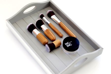 women's face brushes photo