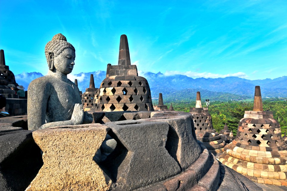 Indonesia, Java, Pray