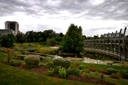 London, United kingdom, Cloudy photo