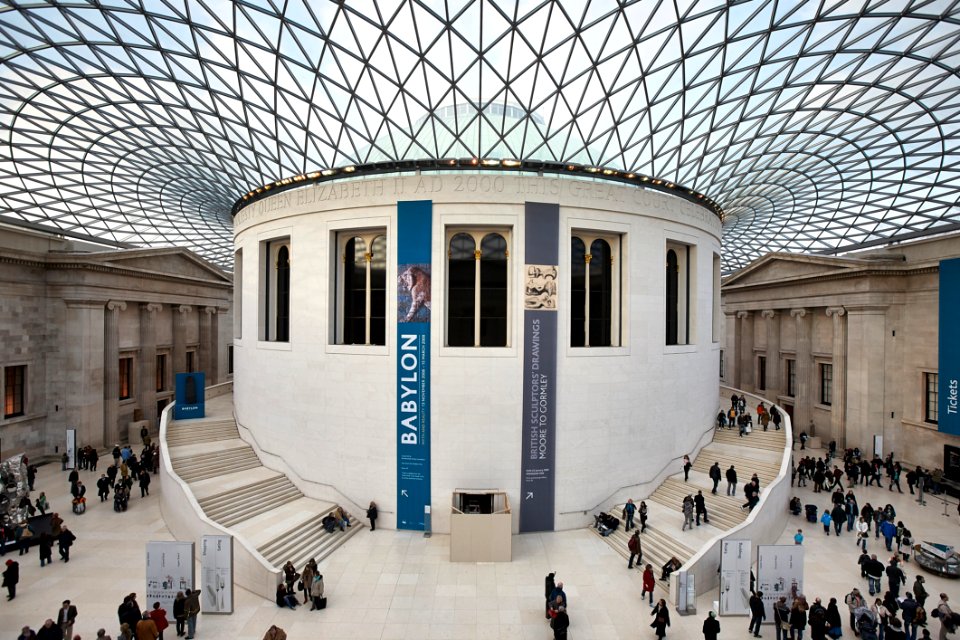 London, British museum, Russell street