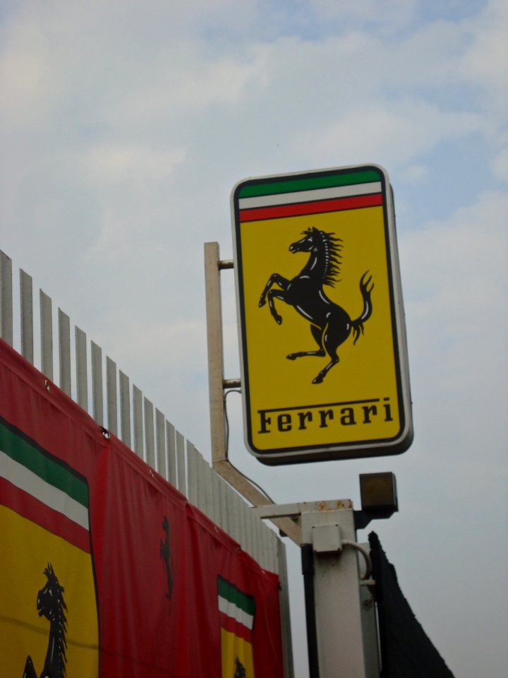 Ferrari, Italy, Sign
