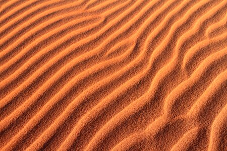 Elements sand wind