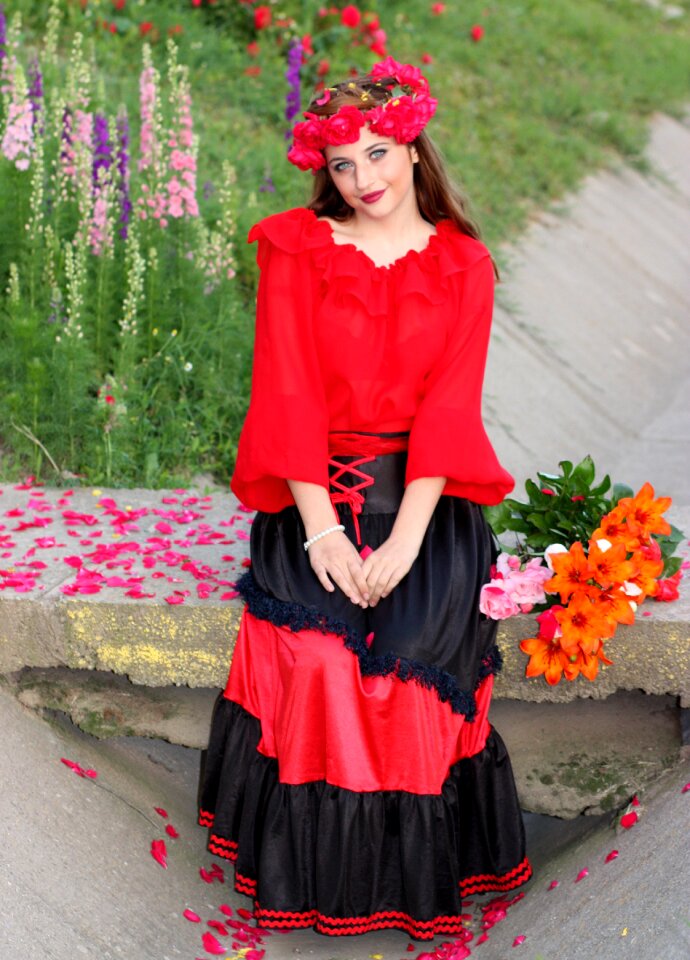 Roses red beauty