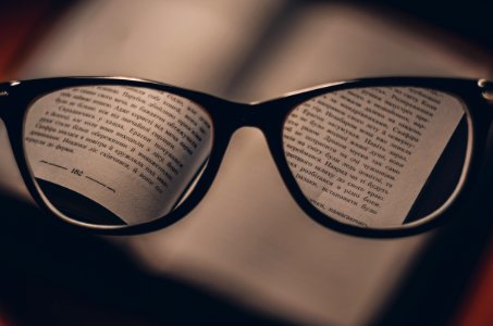 black text reflect on eyeglasses photo