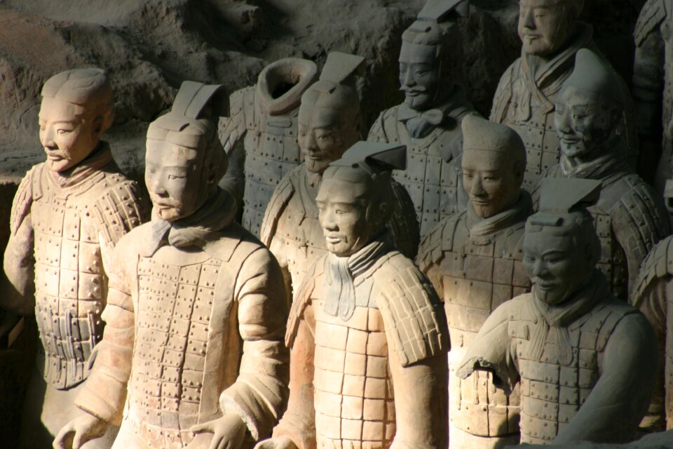 Grave keeper places of interest terracotta army