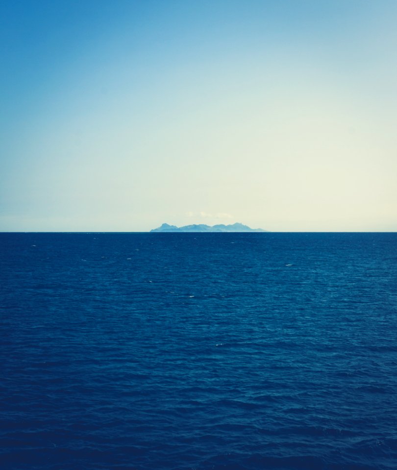 Fiji, Yasawa isl, Mountain
